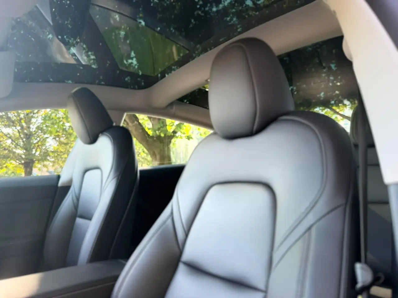 Tesla Model 3 - Image 9
