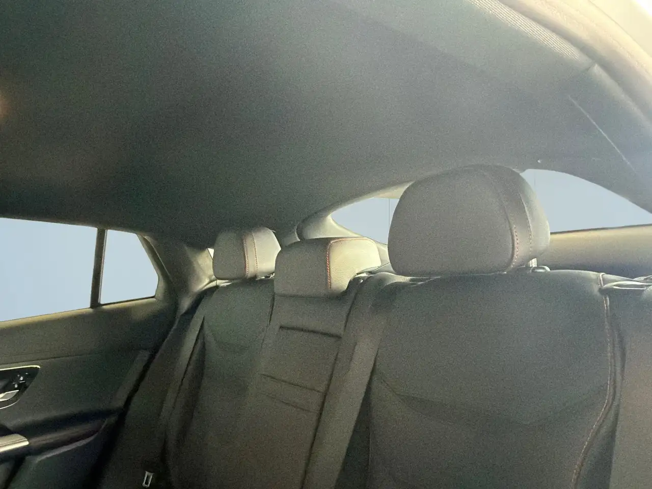 Mercedes-Benz GLC - Image 16