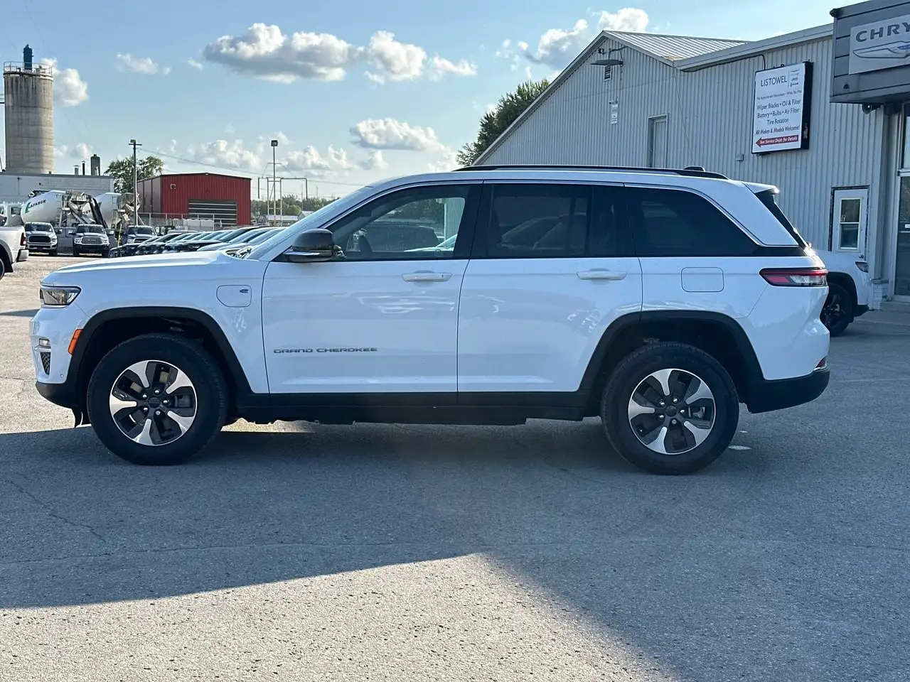 Jeep Grand Cherokee - Image 4