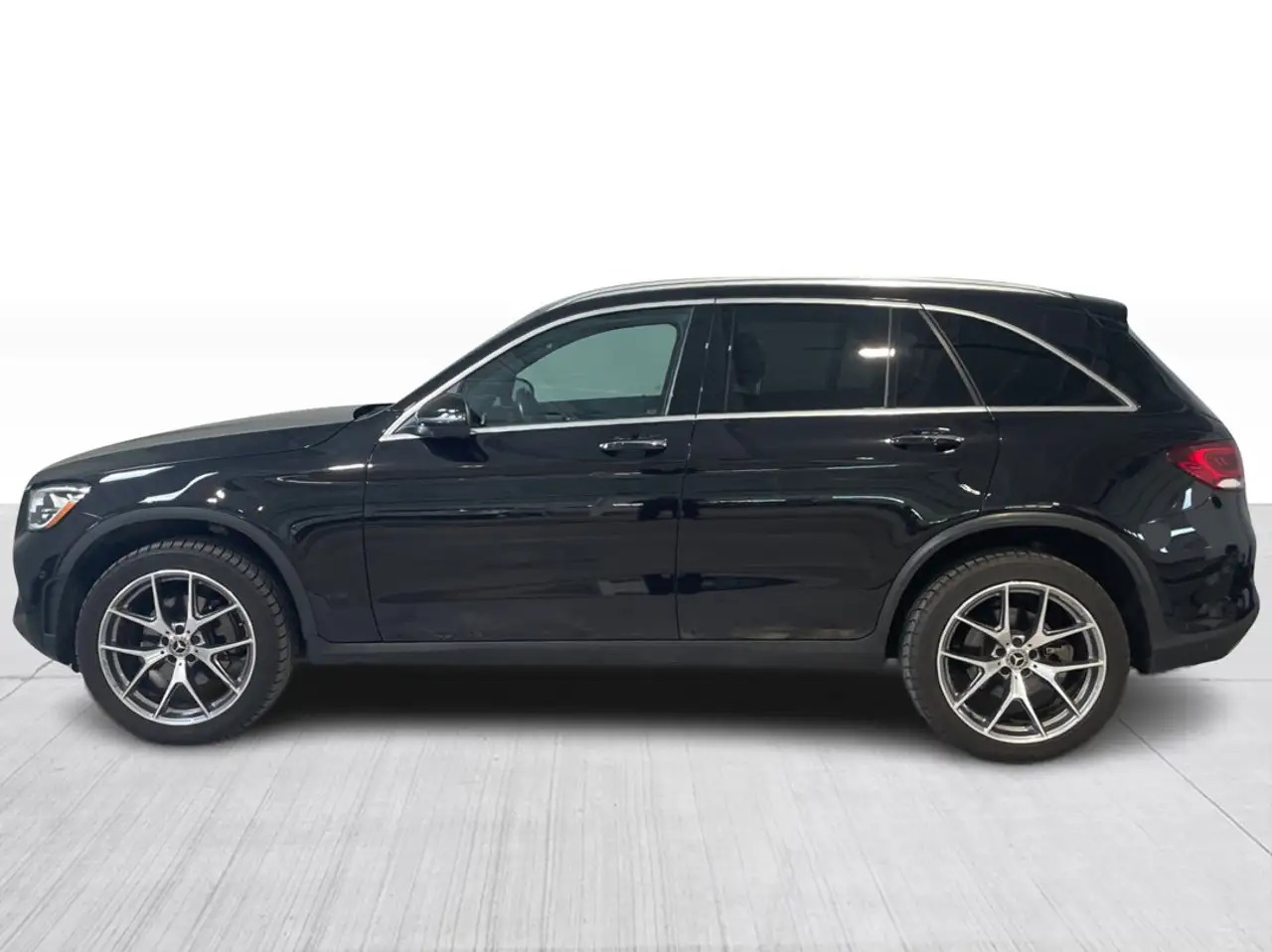 Mercedes-Benz GLC - Image 10