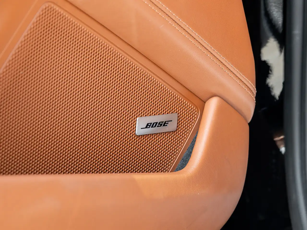 Porsche 911 - Image 33