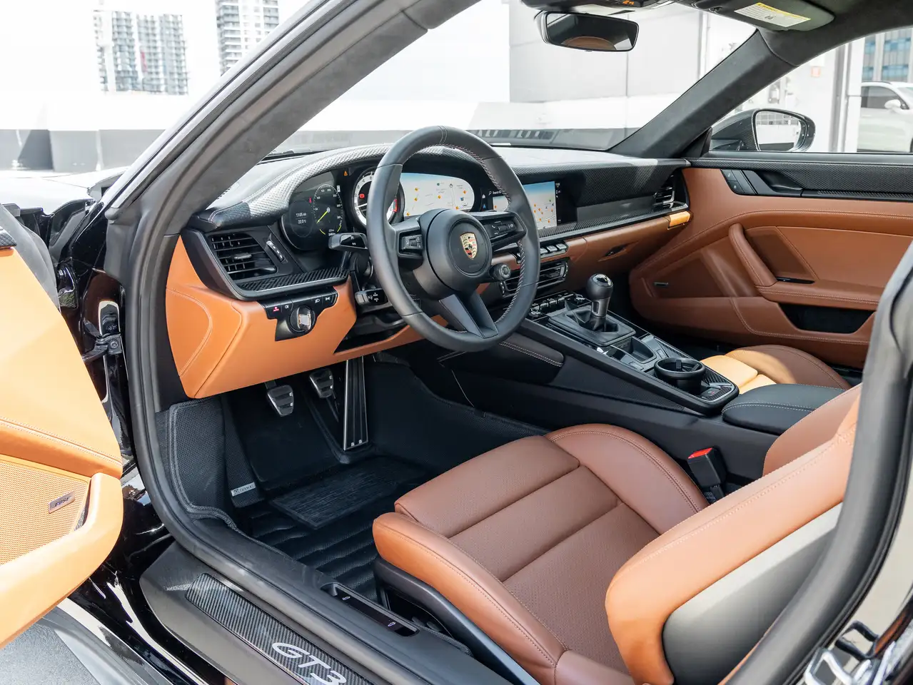 Porsche 911 - Image 4