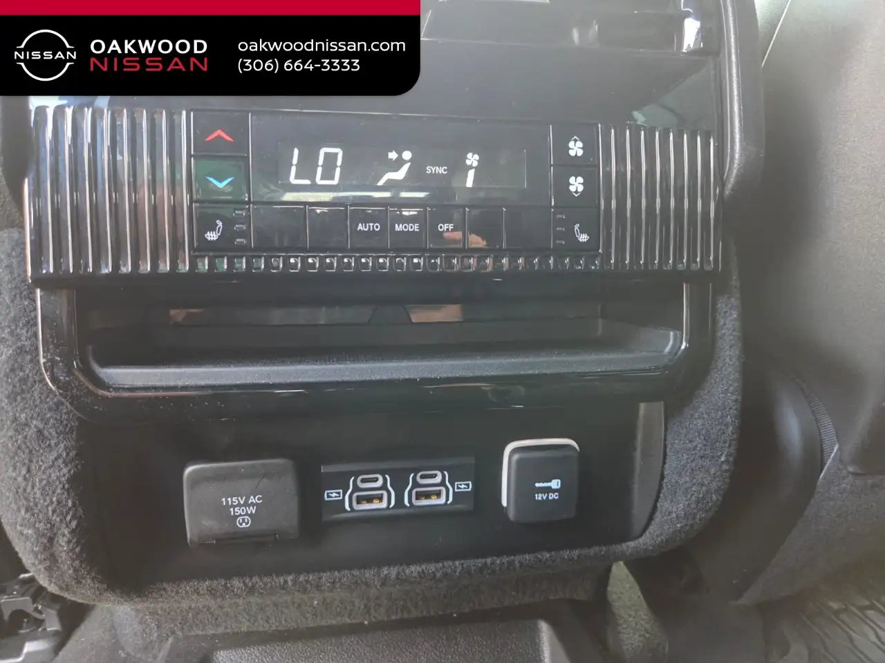 Jeep Wagoneer - Image 16