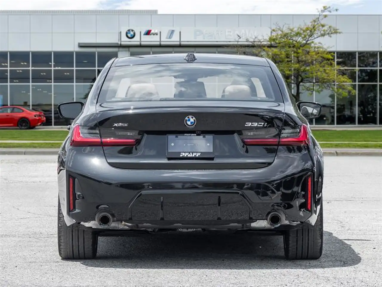 BMW 3 Series - Image 9