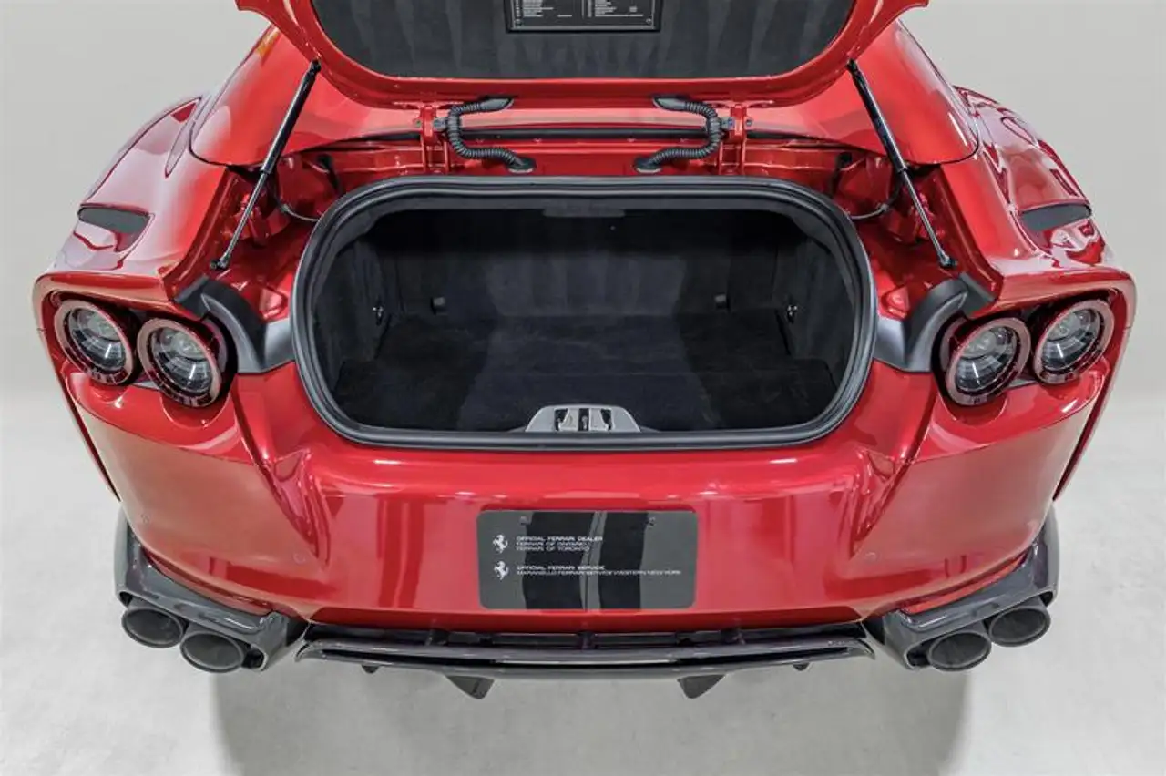 Ferrari 812 - Image 26