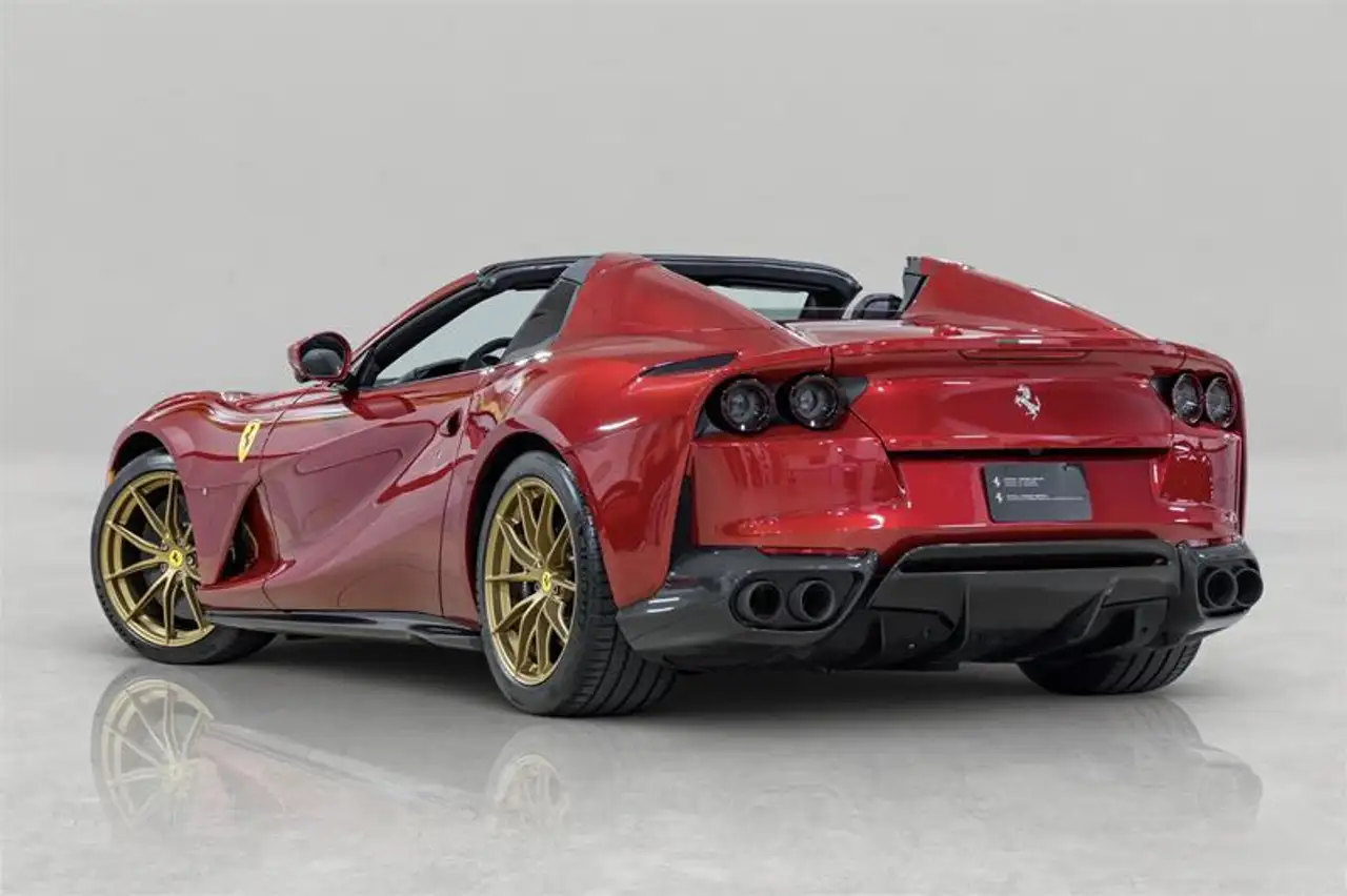 Ferrari 812 - Image 18