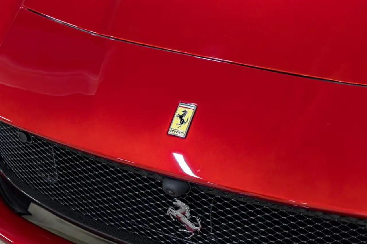 Ferrari 812 - Image 7
