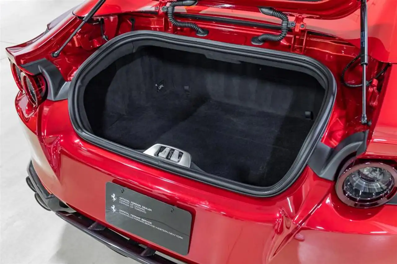 Ferrari 812 - Image 27
