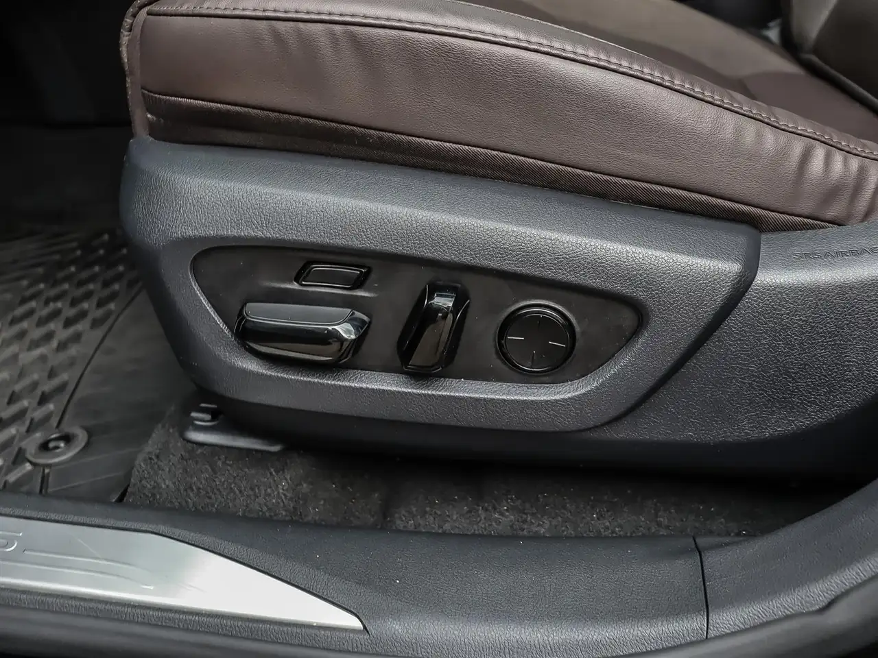 Lexus RX - Image 14