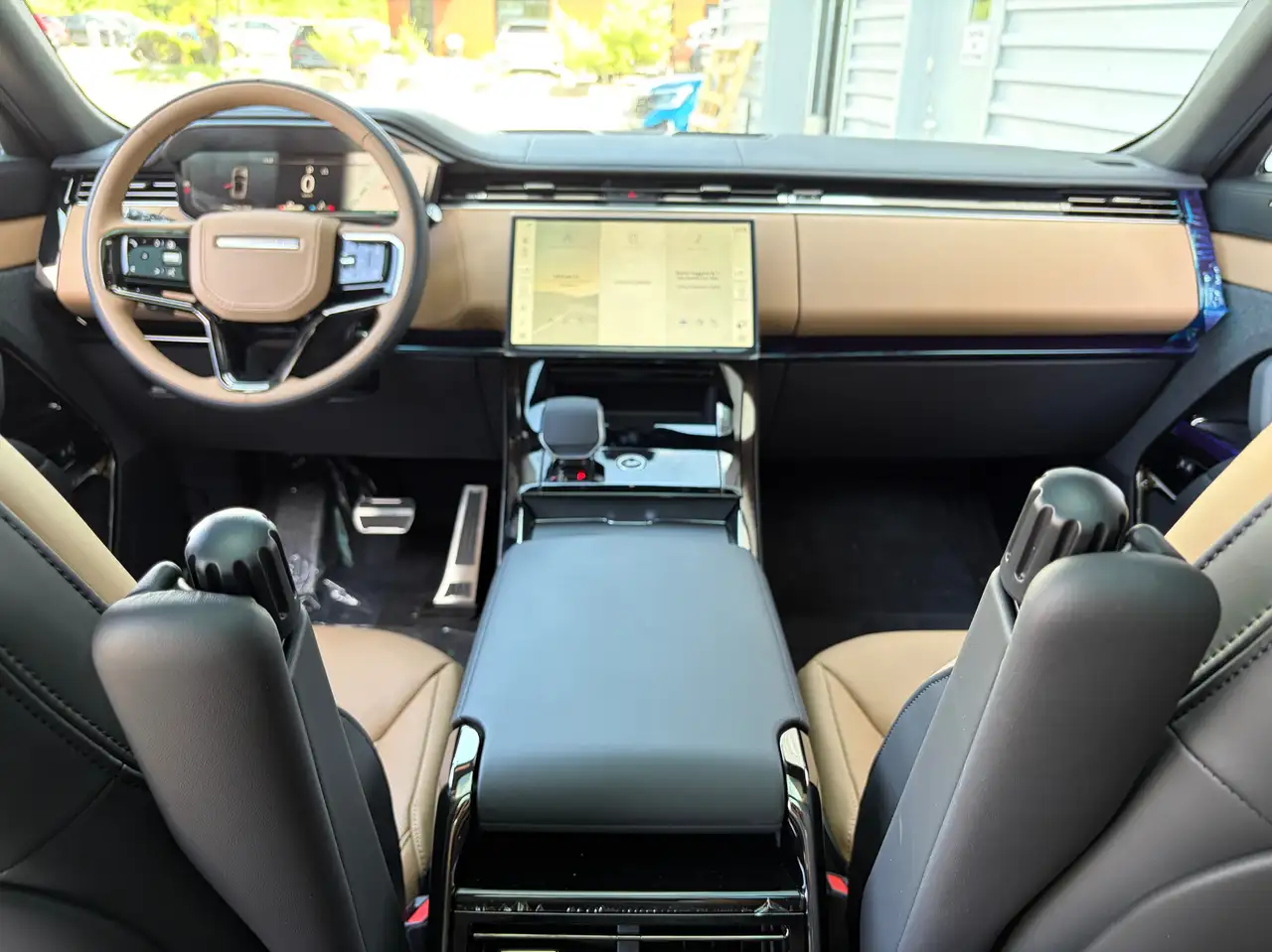 Land Rover Range Rover Sport - Image 12