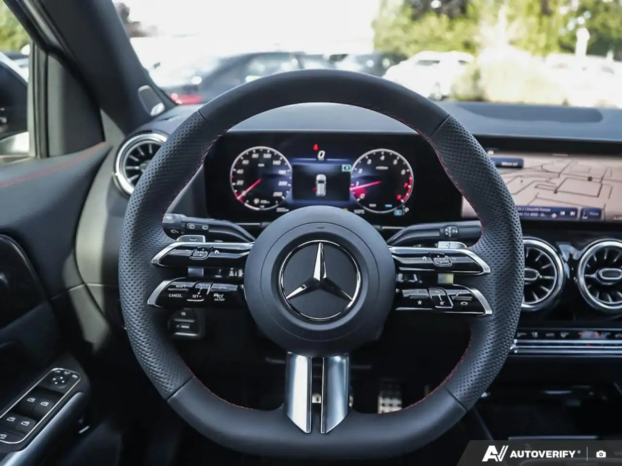 Mercedes-Benz GLA - Image 14