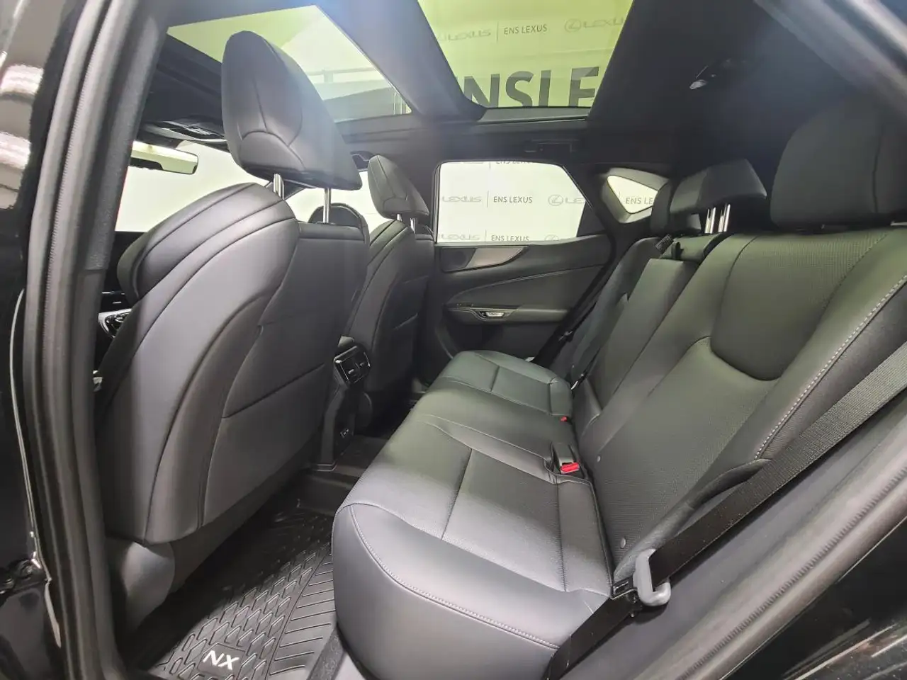Lexus NX 350 - Image 17
