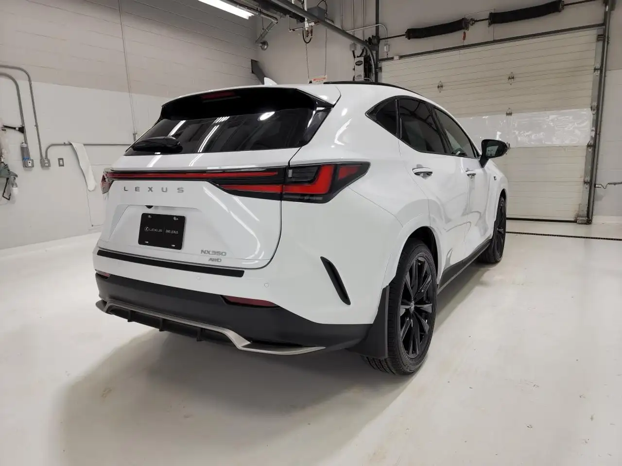 Lexus NX 350 - Image 4