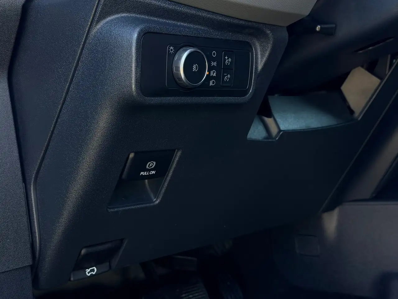 Ford Bronco - Image 35
