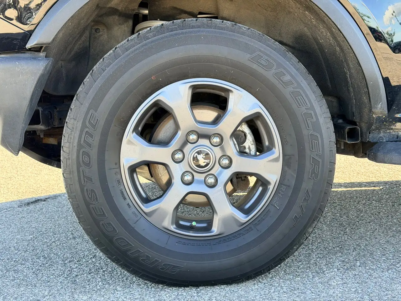 Ford Bronco - Image 10