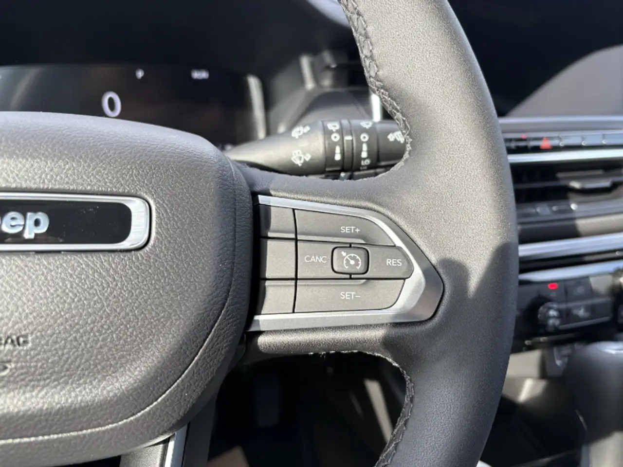 Jeep Compass - Image 15