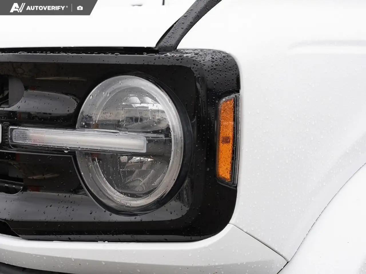 Ford Bronco - Image 10