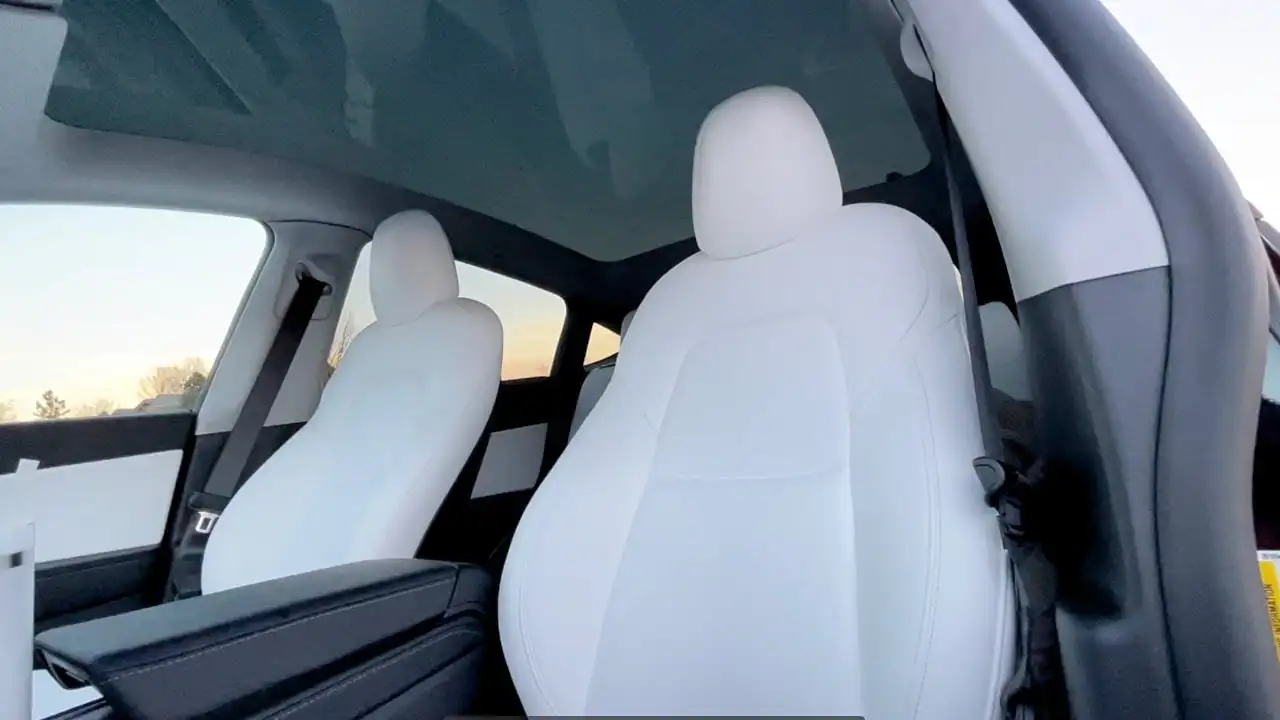 Tesla Model Y - Image 11
