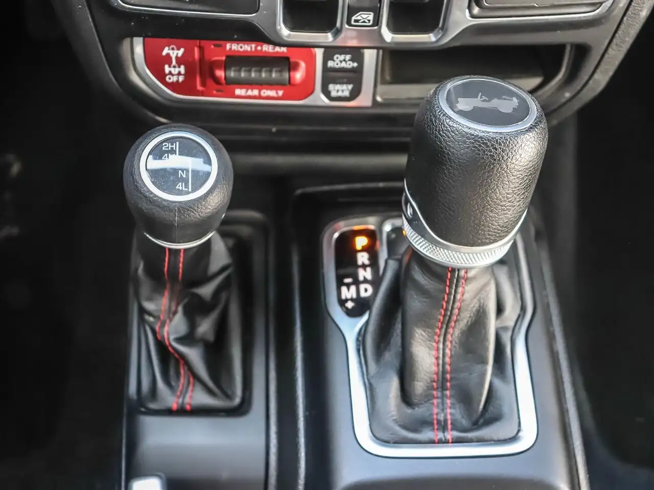 Jeep Wrangler - Image 25