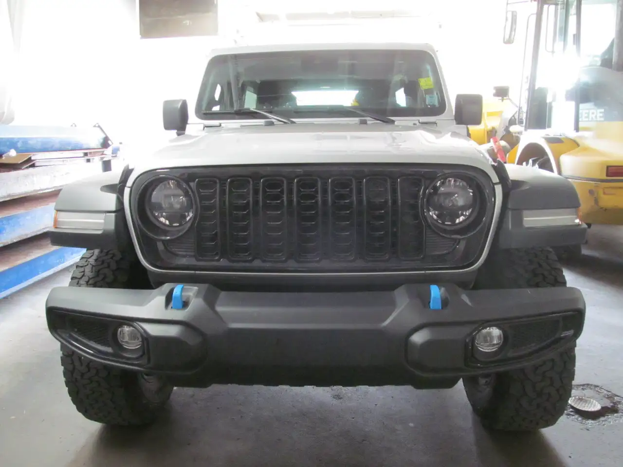 Jeep Wrangler - Image 2