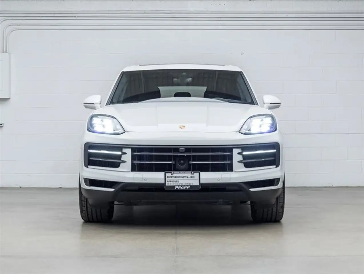 Porsche Cayenne - Image 2