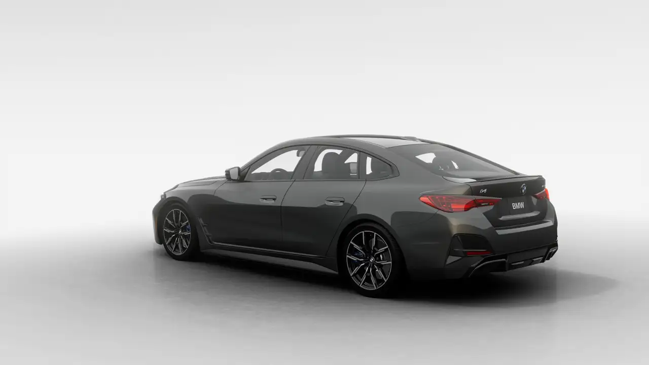 BMW i4 - Image 2