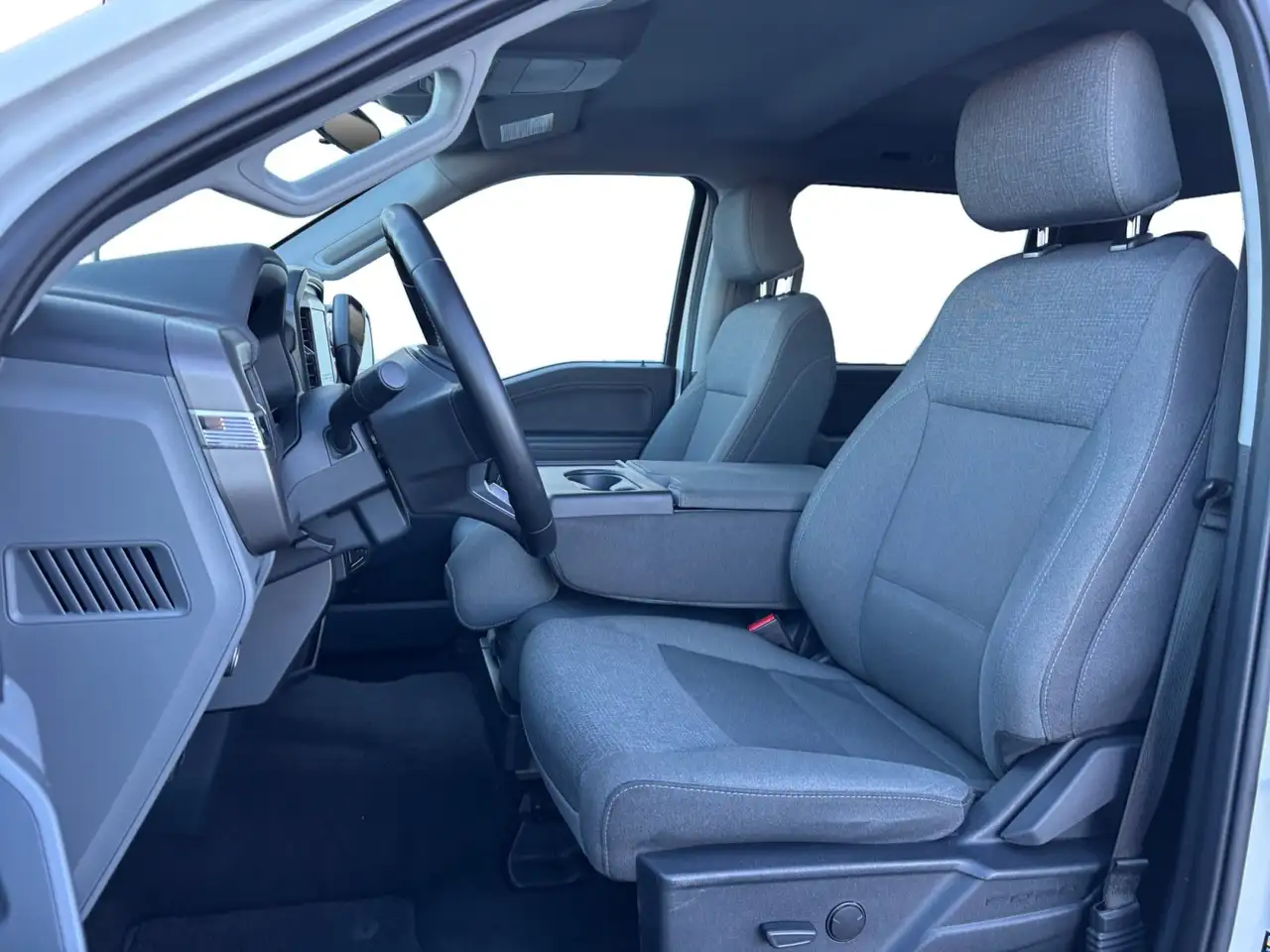 Ford F-150 - Image 10