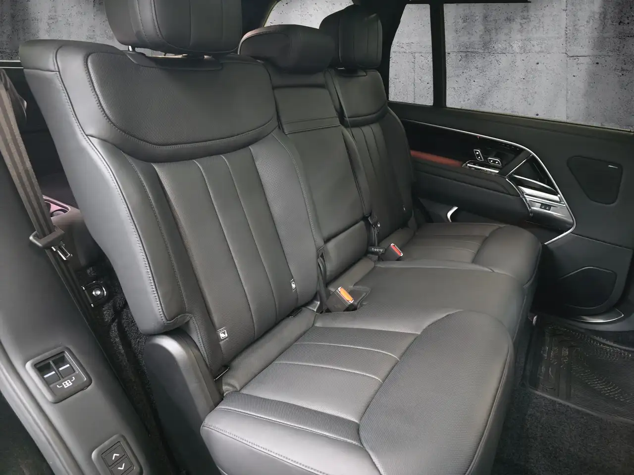 Land Rover Range Rover - Image 15