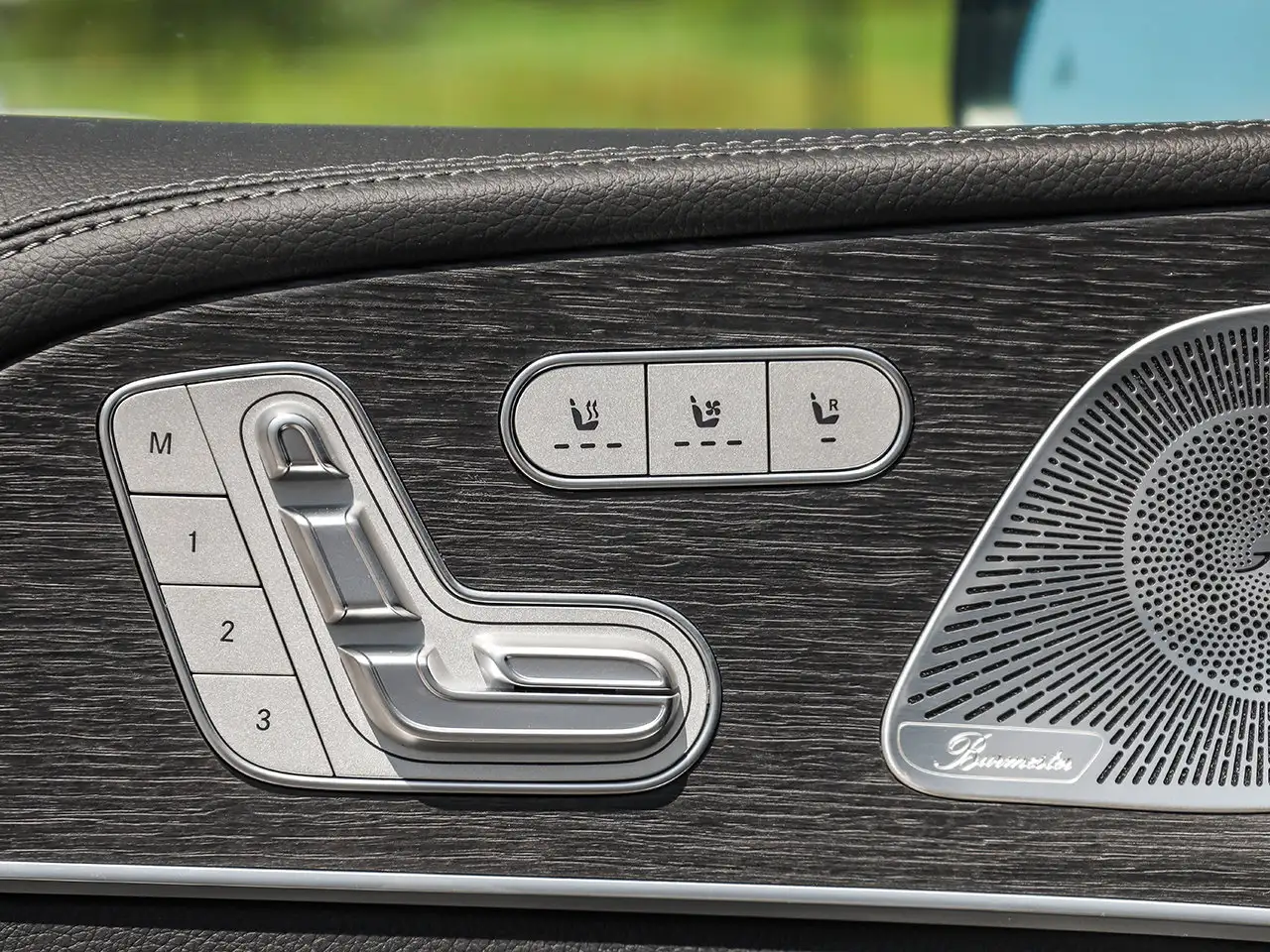 Mercedes-Benz GLE - Image 19
