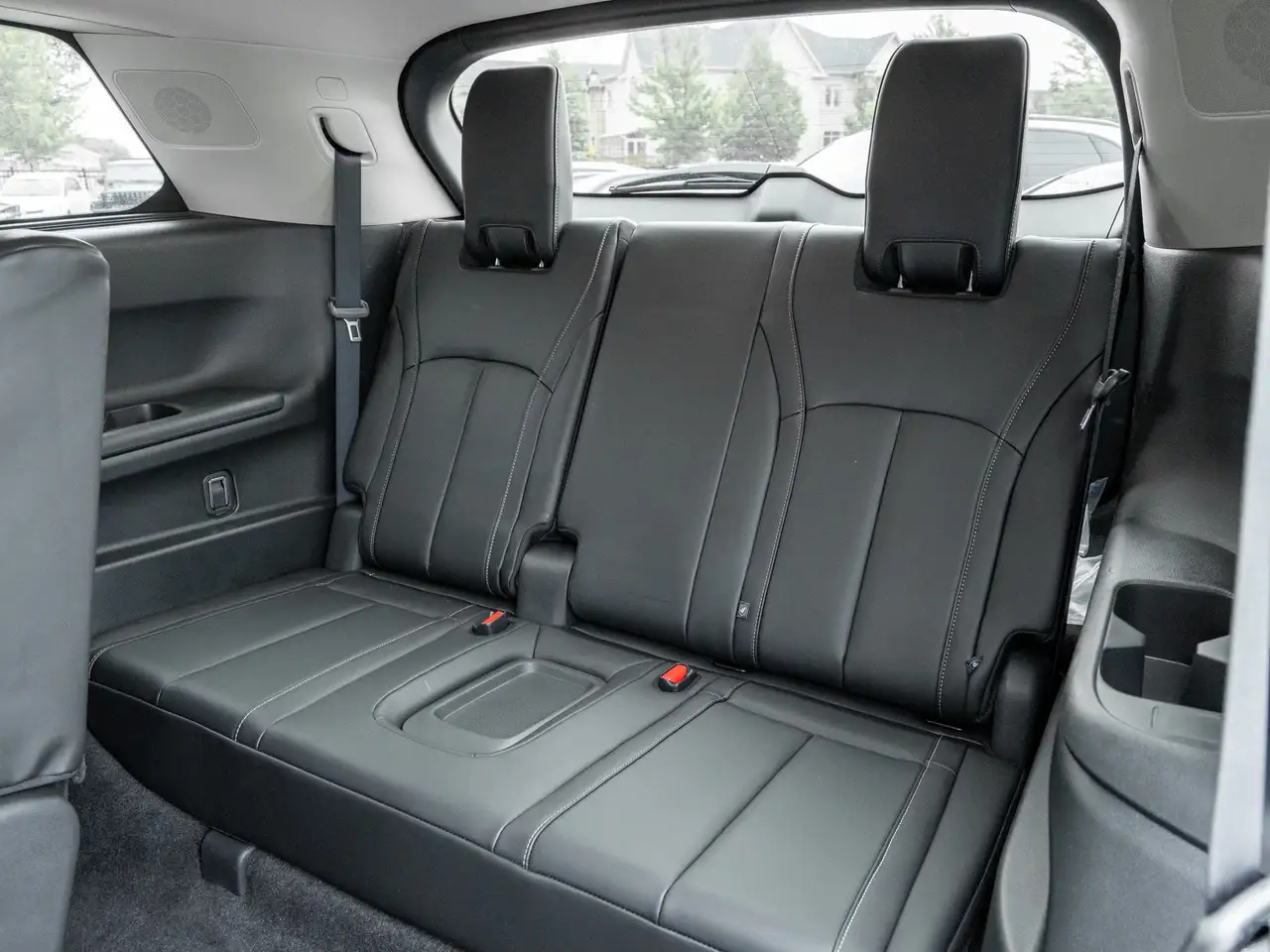 Infiniti QX60 - Image 25