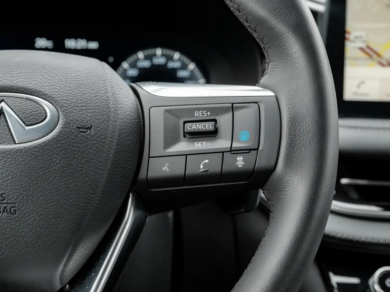 Infiniti QX60 - Image 11
