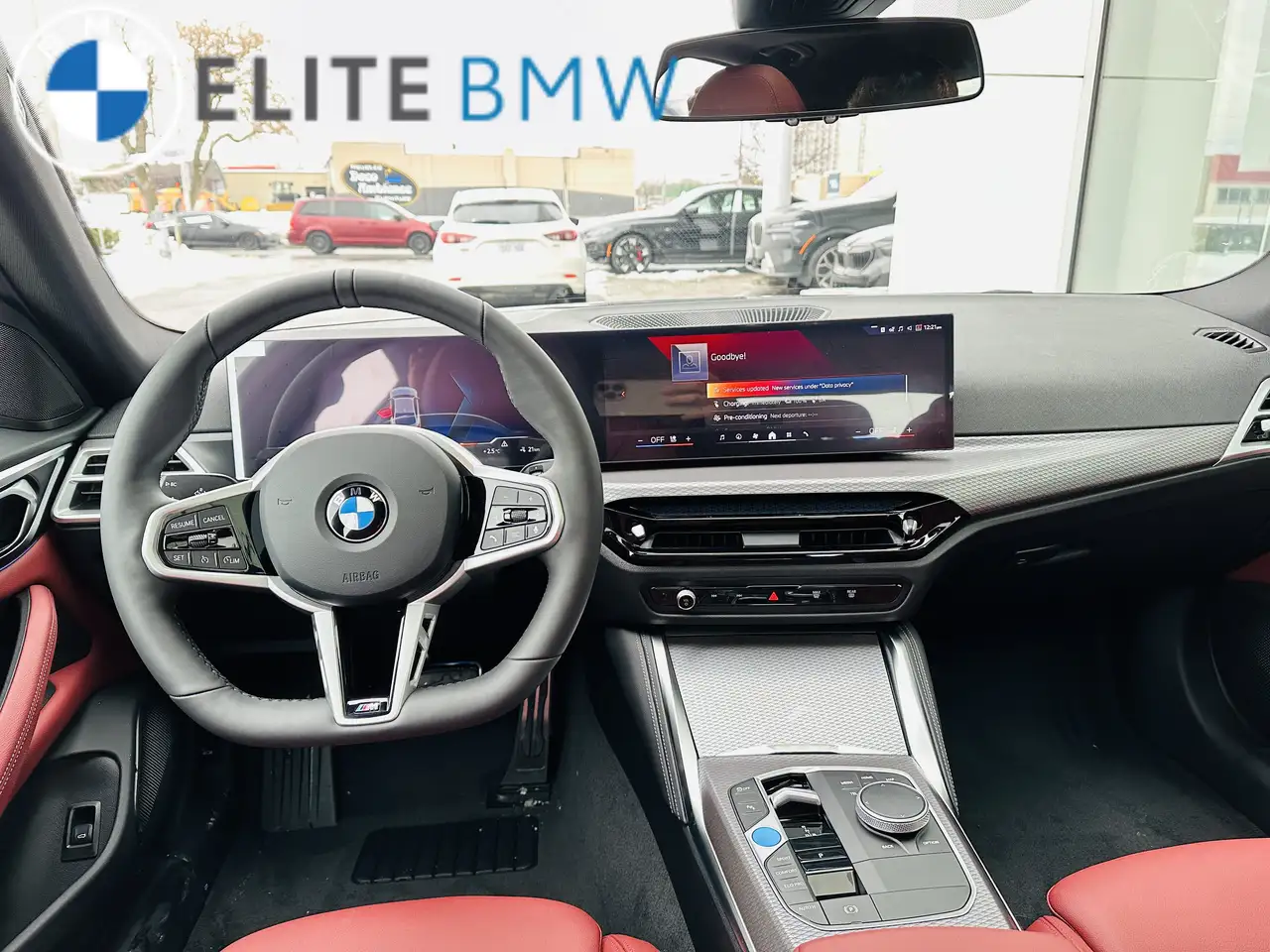 BMW i4 - Image 10