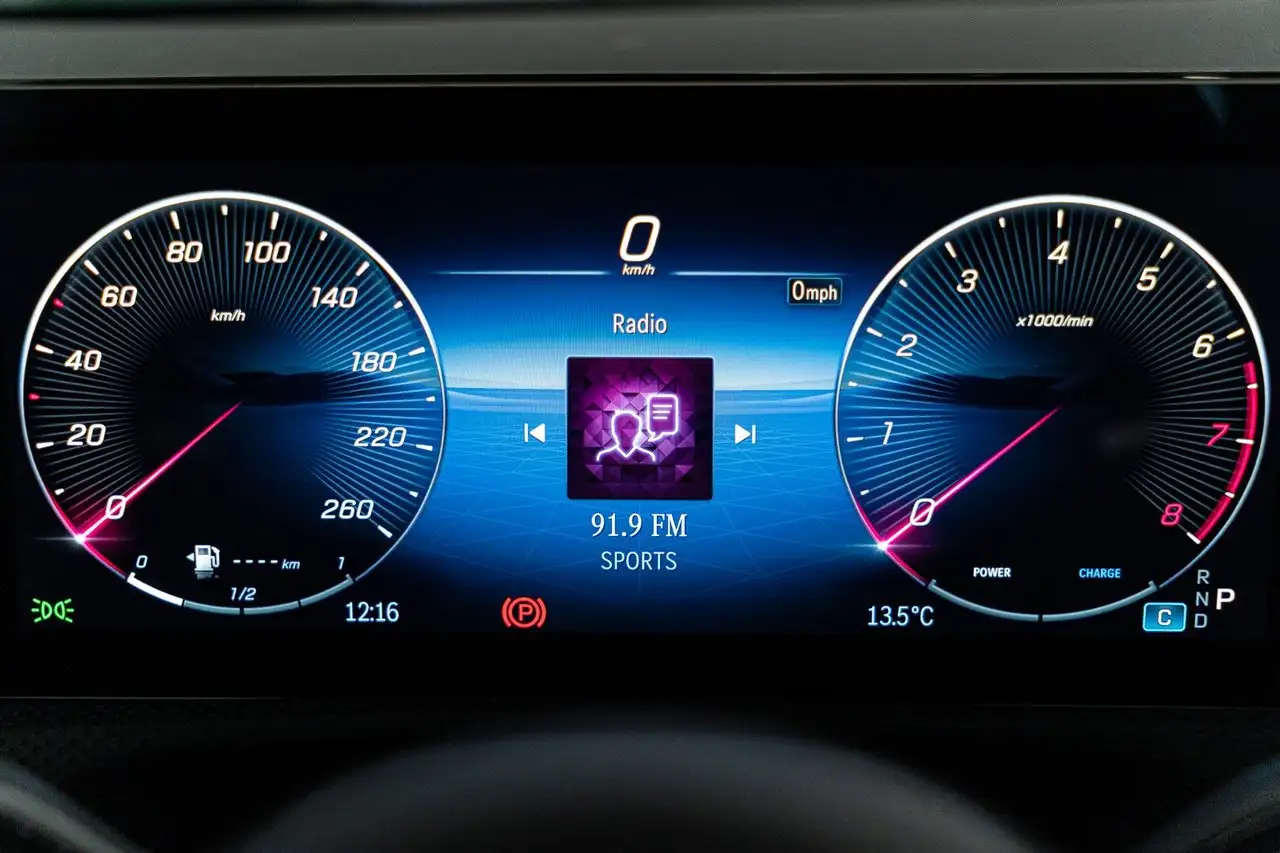 Mercedes-Benz CLA - Image 9