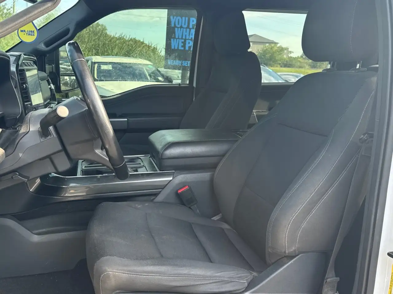 Ford F-150 - Image 12