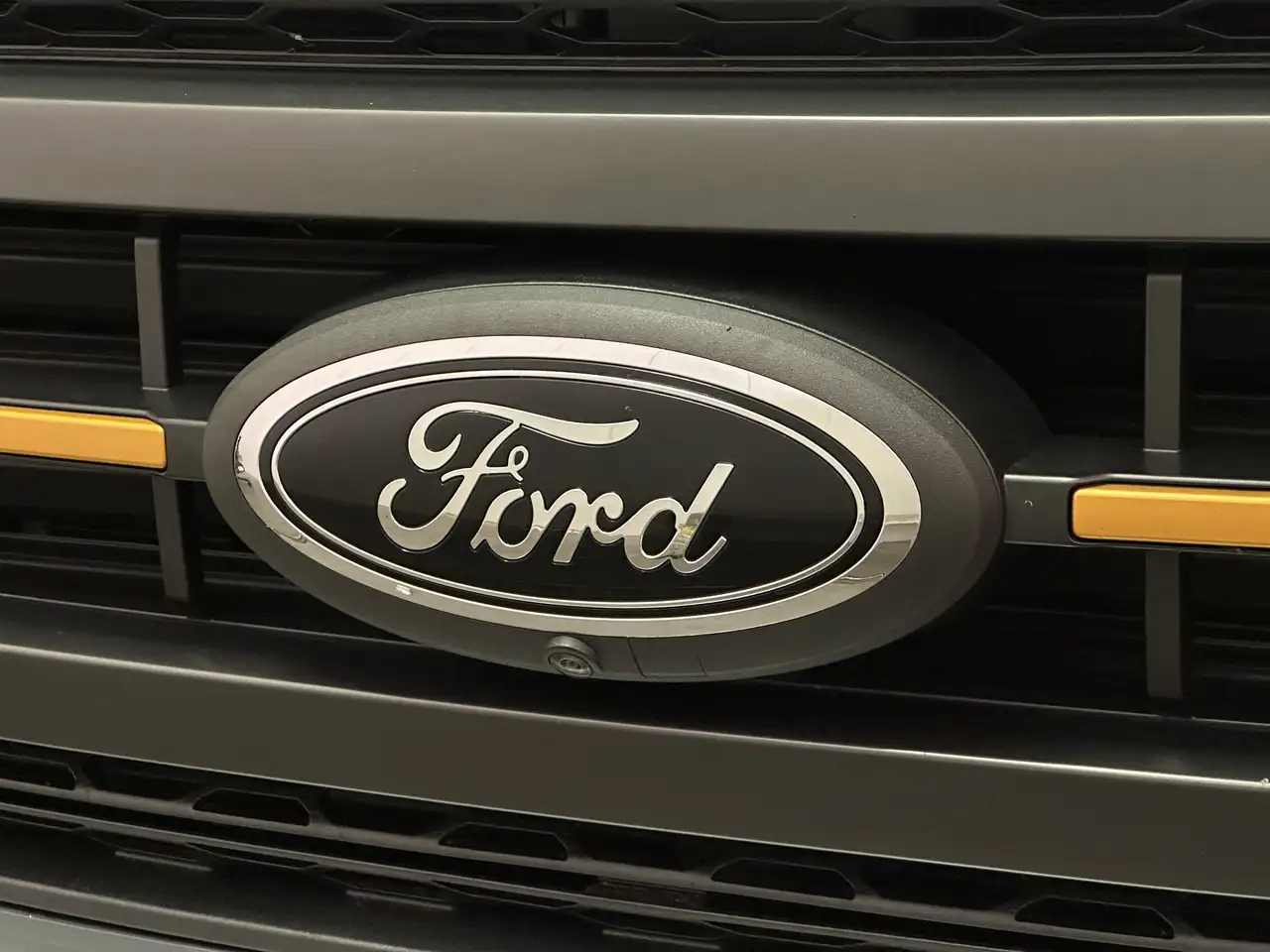 Ford F-150 - Image 16