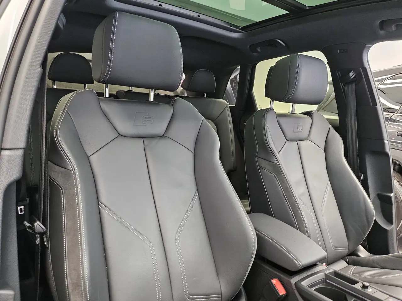 Audi Q3 - Image 14