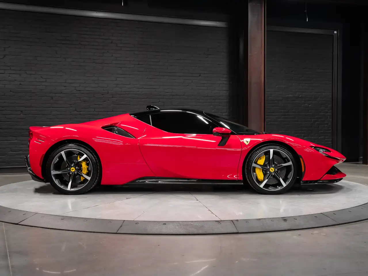 Ferrari SF90 Stradale - Image 9