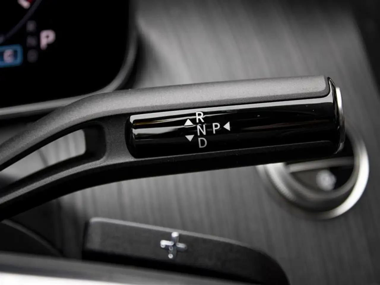 Mercedes-Benz C-Class - Image 11