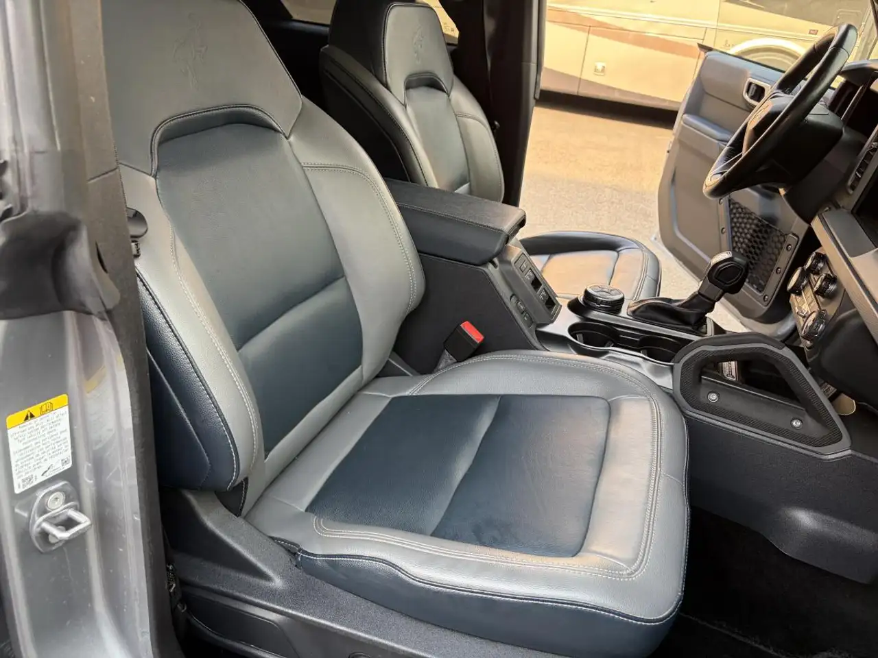 Ford Bronco - Image 14