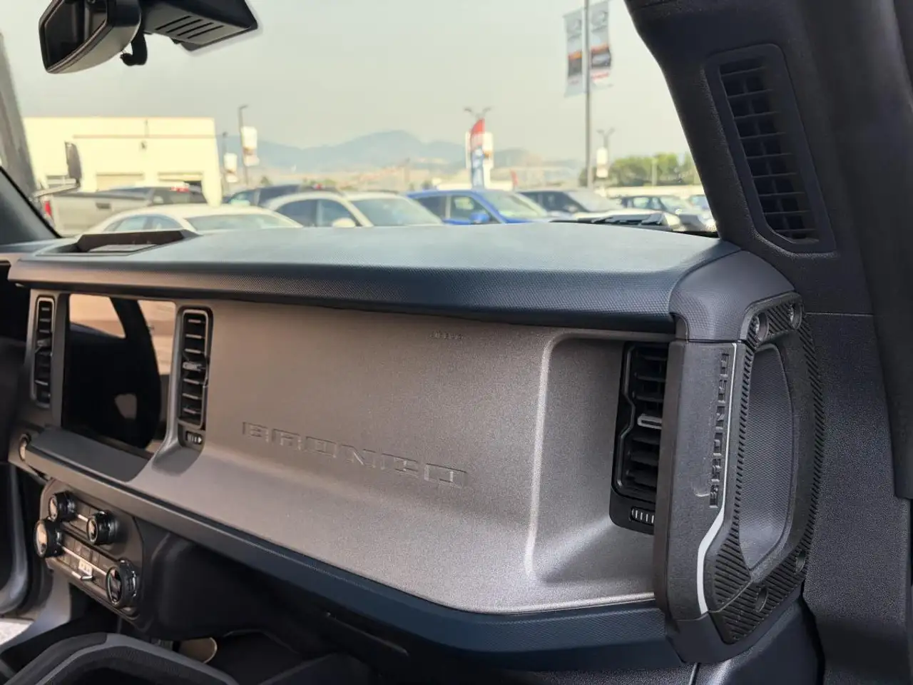 Ford Bronco - Image 21
