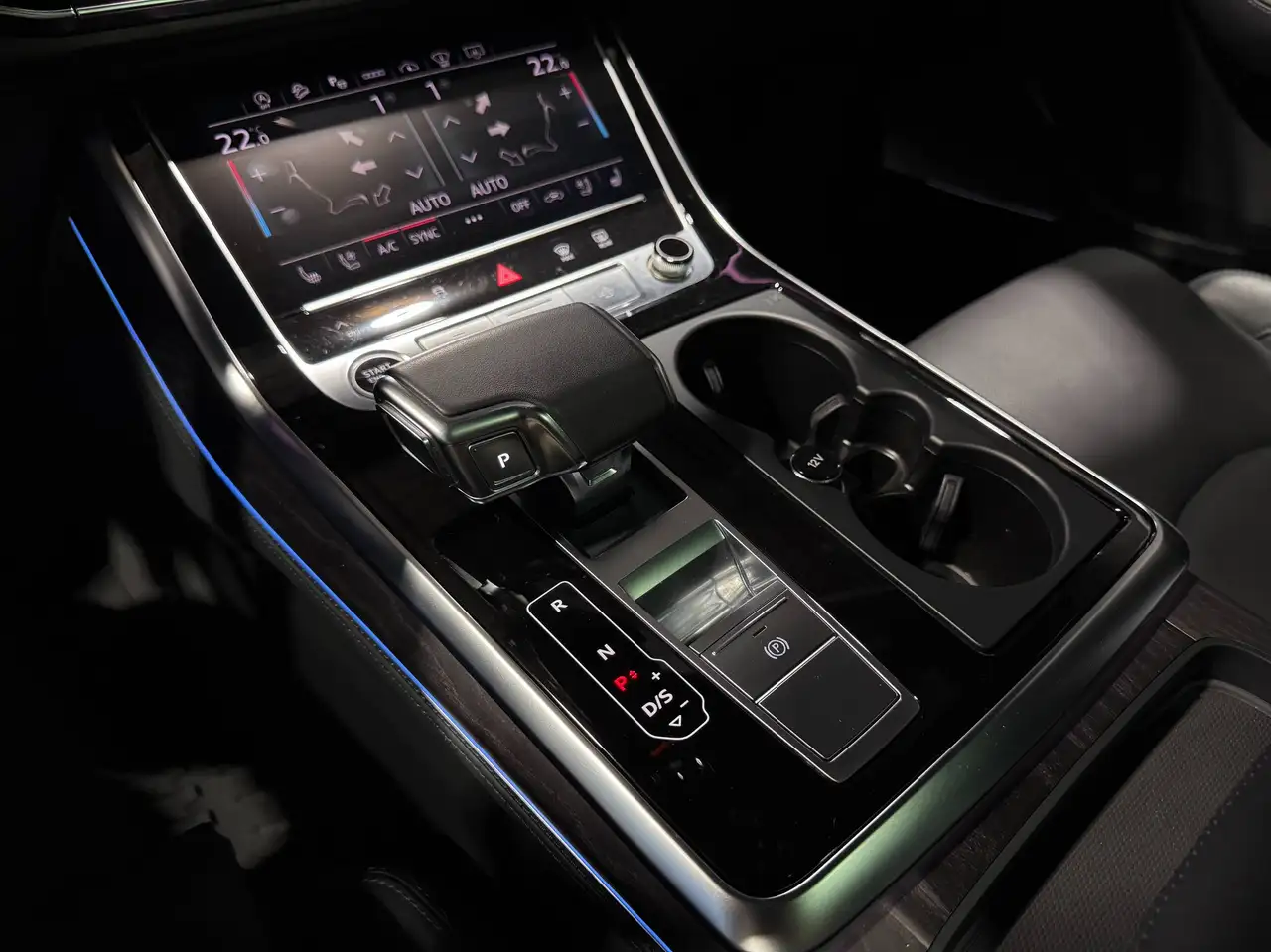 Audi Q8 - Image 19