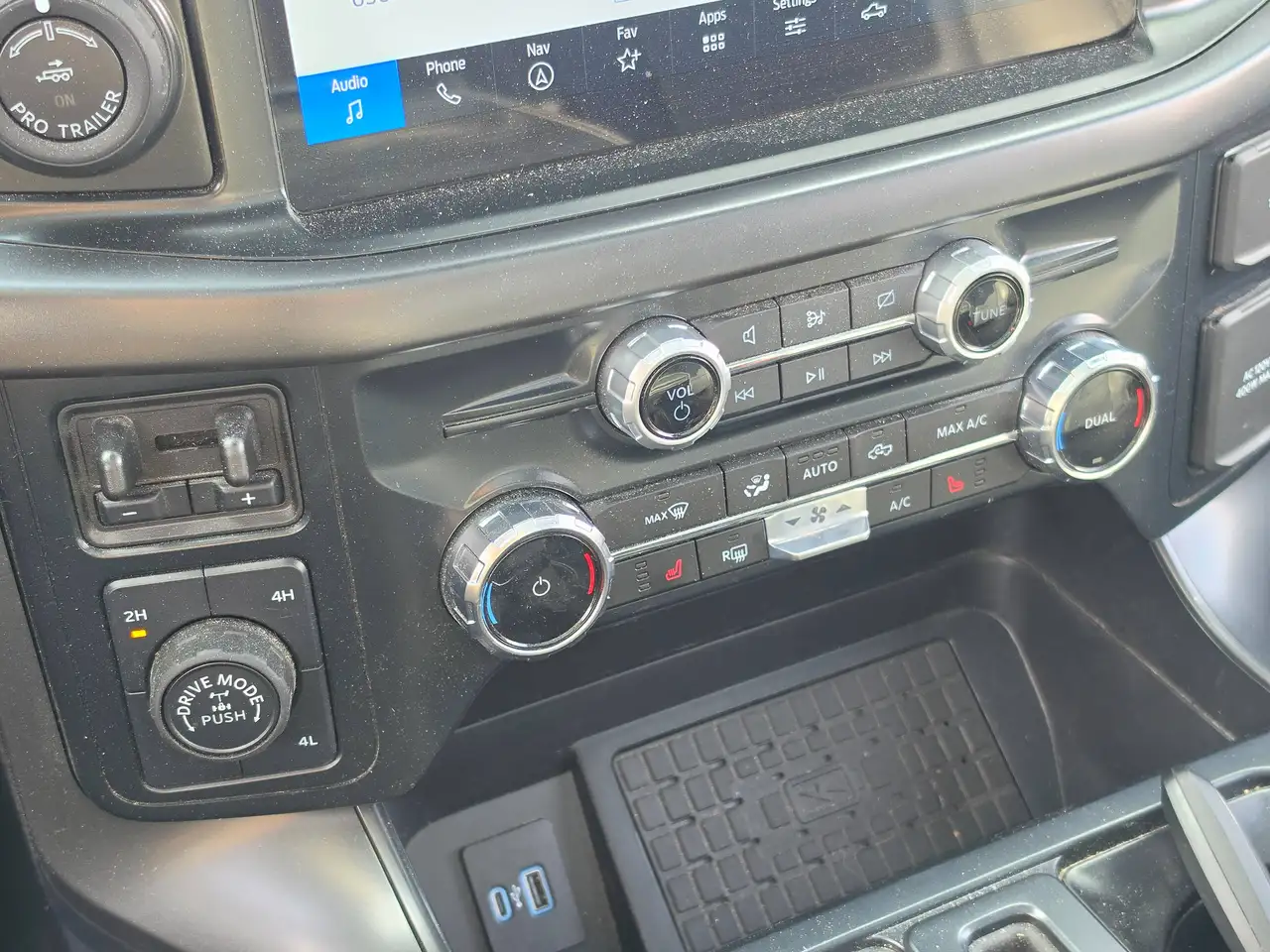 Ford F-150 - Image 12