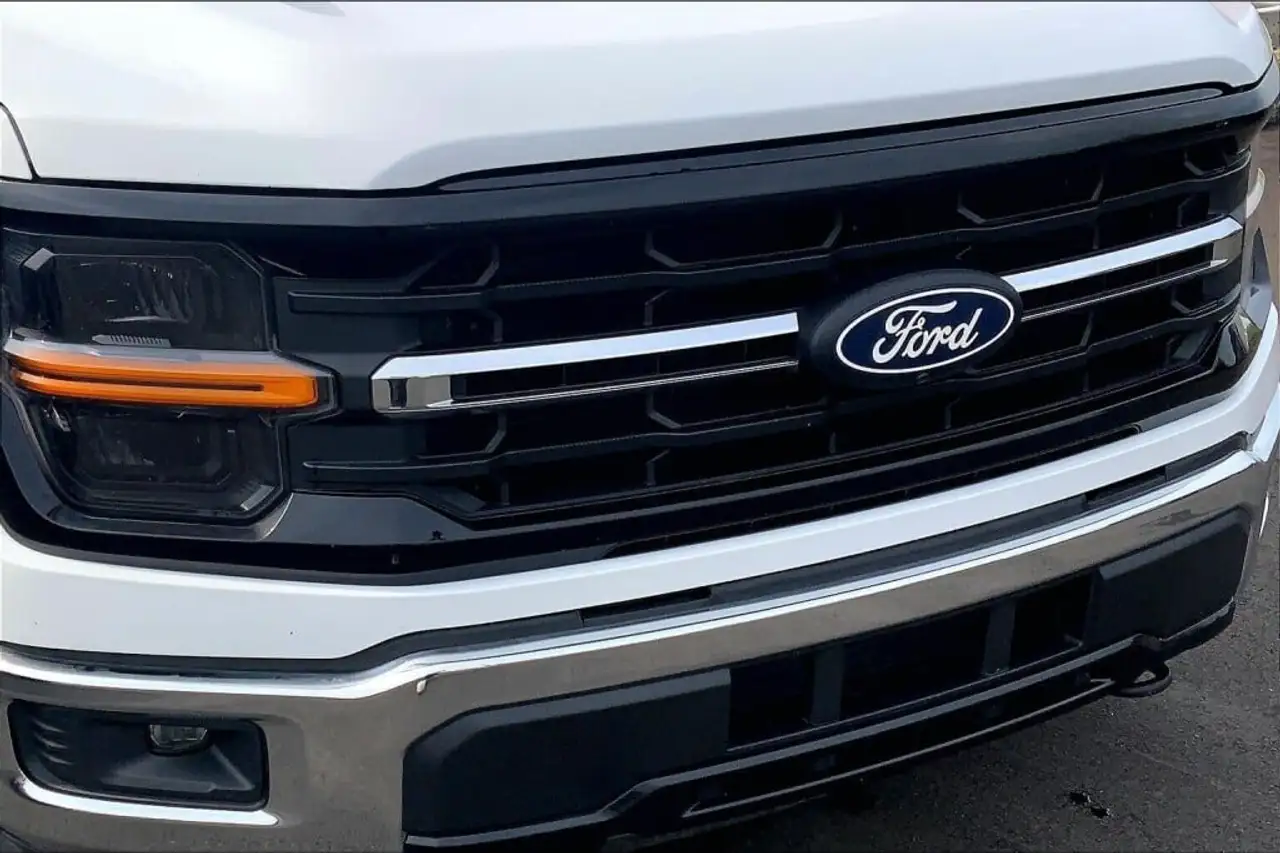 Ford F-150 - Image 27