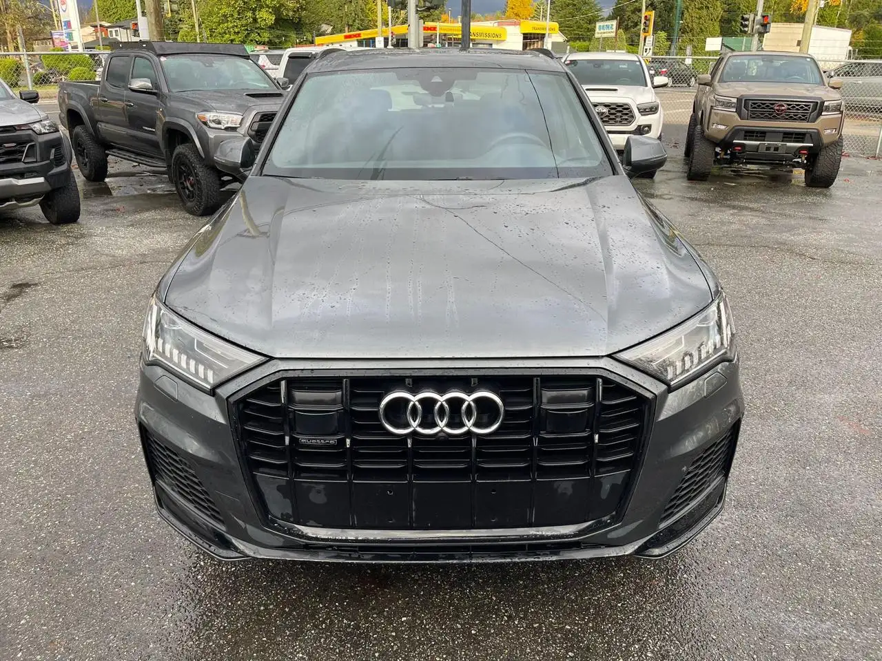 Audi Q7 - Image 2