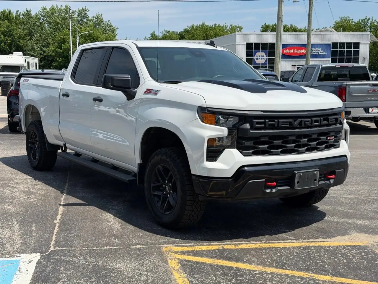 Chevrolet Silverado 1500 - Image 8