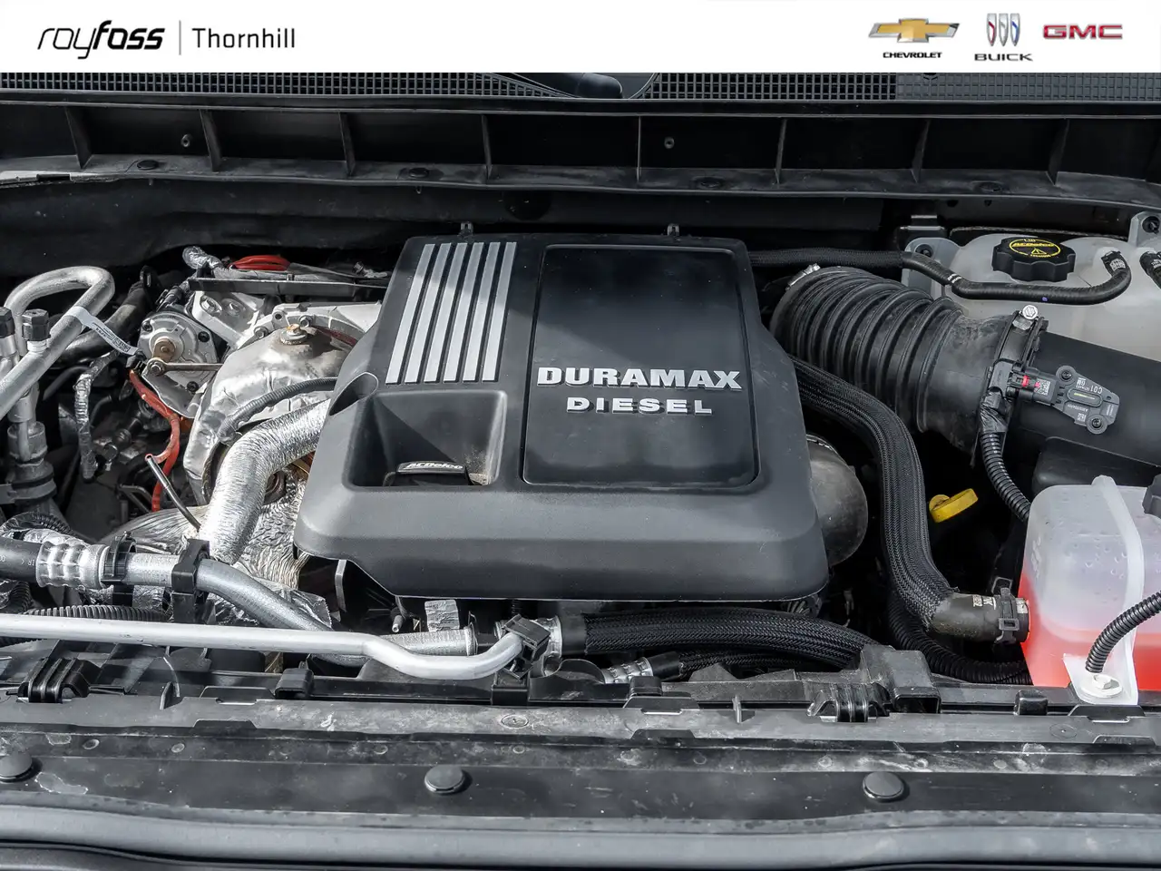 Chevrolet Silverado 1500 - Image 28