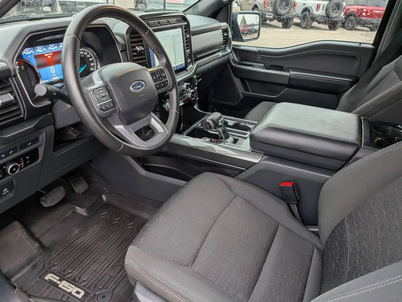 Ford F-150 - Image 13