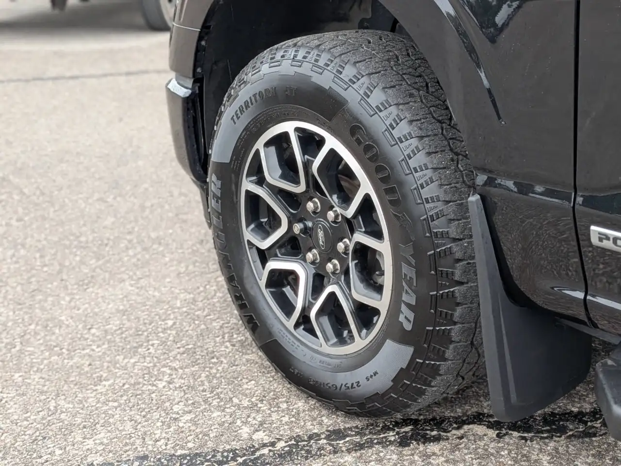 Ford F-150 - Image 11