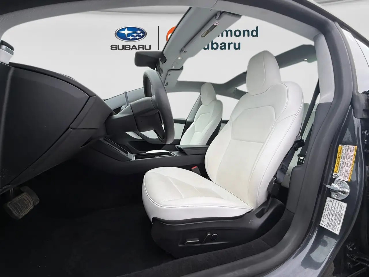 Tesla Model 3 - Image 27