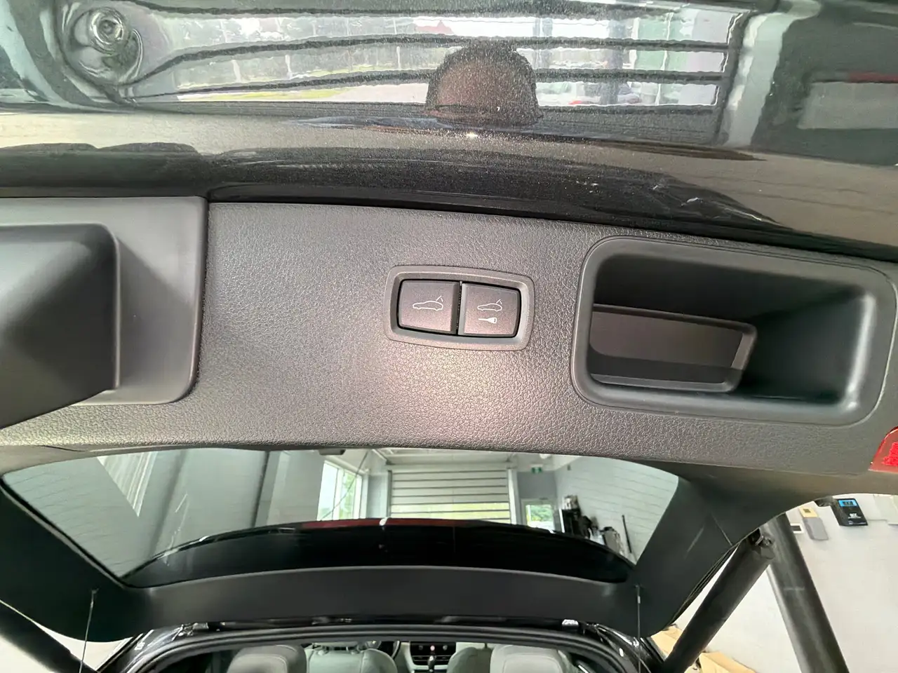 Porsche Macan - Image 8